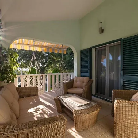 Villa Idyllic Escape Maretici With Pool And Private Garden *